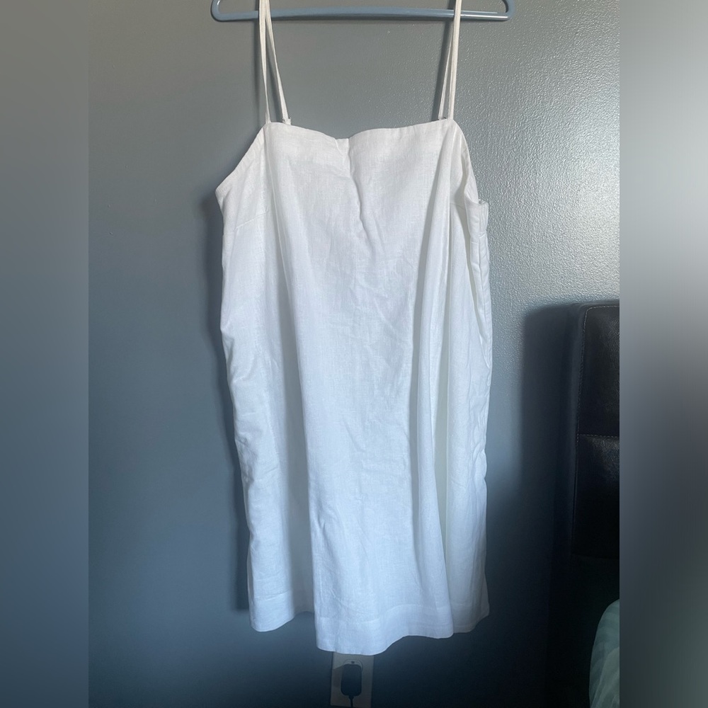 White A&F Romper, Never Worn!!